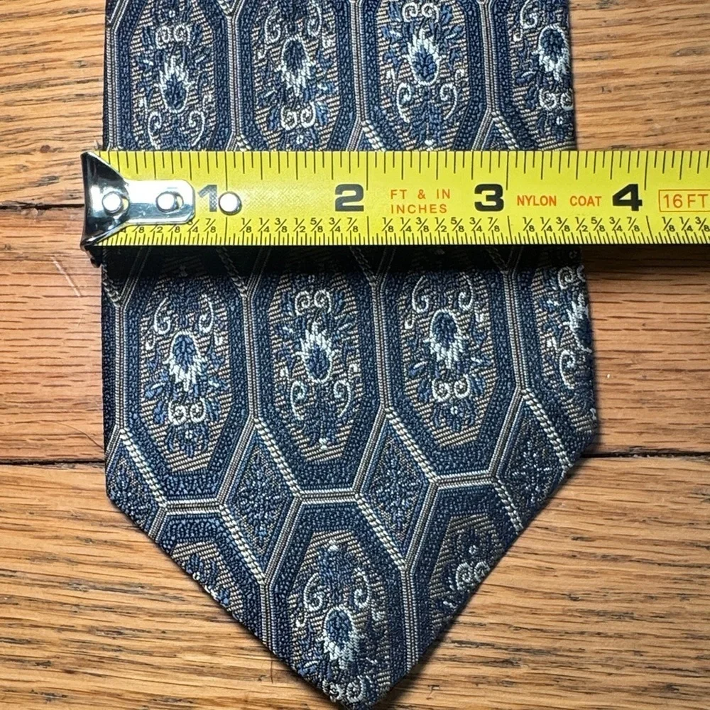 Robert Talbott Blue/Gold Geometric Hand Sewn Best of Class Silk Tie
